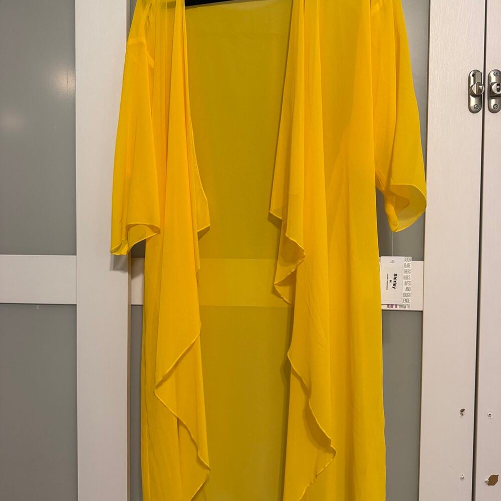 LuLaRoe Shirley Kimono Cover Up – Women’s Medium – NWT